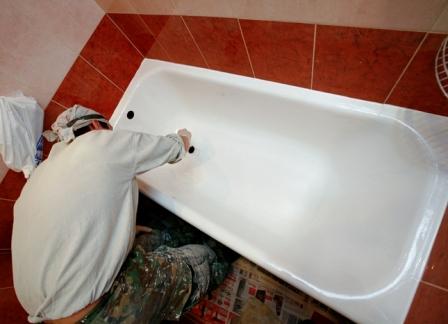 Реставрация ванн: как правильно наносить новую эмаль?